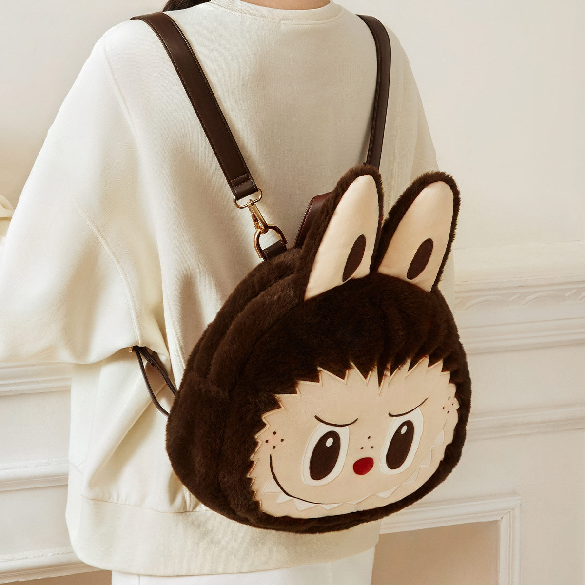 Mochila LABUBU Big Head Marrom