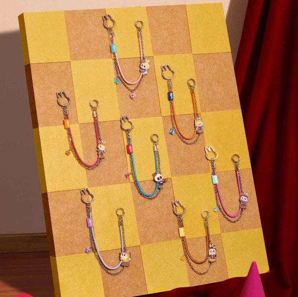 THE MONSTERS Let's Checkmate Series-Pendant Blind Box